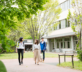 学校法人自由学園最高学部のキャンパスライフ