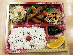 学生考案のお弁当