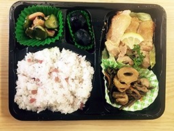 学生考案のお弁当